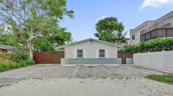 Progresso Village, 922 NW 4th Ave #1-4, Fort Lauderdale, Florida 33311, image 1