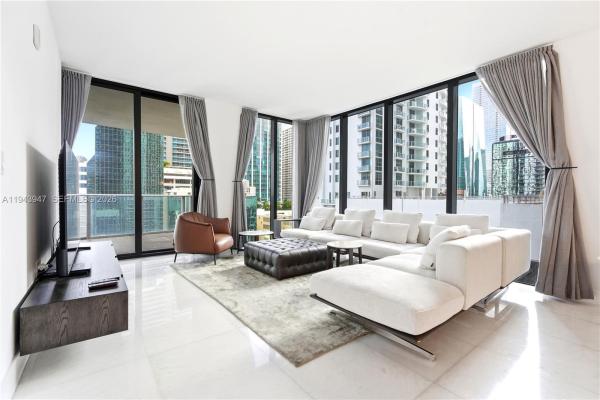 1010 Brickell, 1010 Brickell Ave #1405, Miami, Florida 33131, image 1
