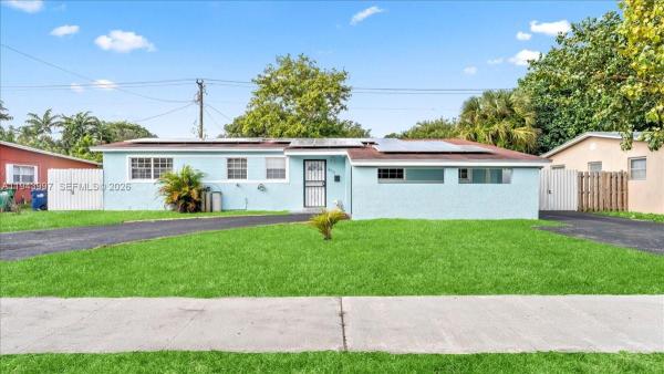 Bell Gardens, 18502 NW 23rd Ct, Miami Gardens, Florida 33056, image 2