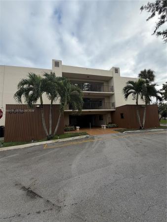 8015 SW 107th Ave #213, Unincorporated Dade County, Florida 33173, image 1