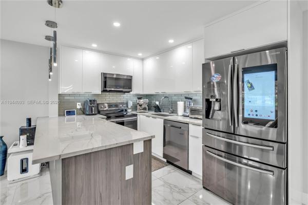 Berkshire, 1009 Berkshire A, Deerfield Beach, Florida 33442, image 3