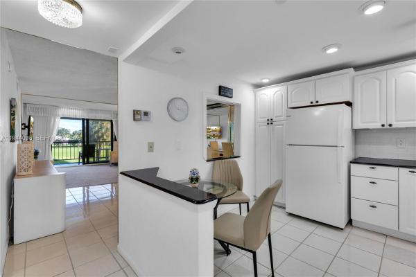 The Palms Of Deer Creek, 2430 Deer Creek Country Club Blvd #206-2, Deerfield Beach, Florida 33442, image 3