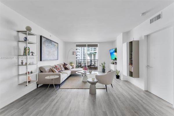 Courvoisier Courts, 701 Brickell Key Blvd #1506, Miami, Florida 33131, image 1