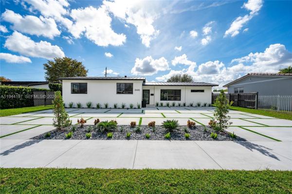 8440 SW 27th Ter, Unincorporated Dade County, Florida 33155, image 1