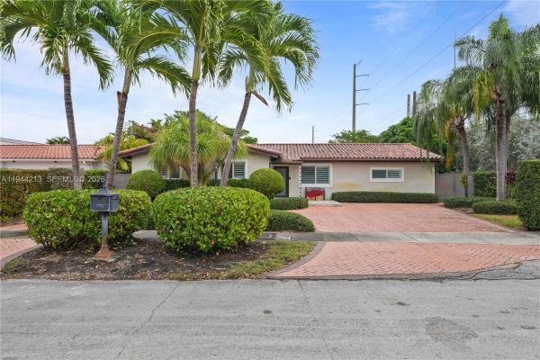 Sunset Gardens, 7145 SW 92nd Ct, Sunset, Florida 33173, image 3