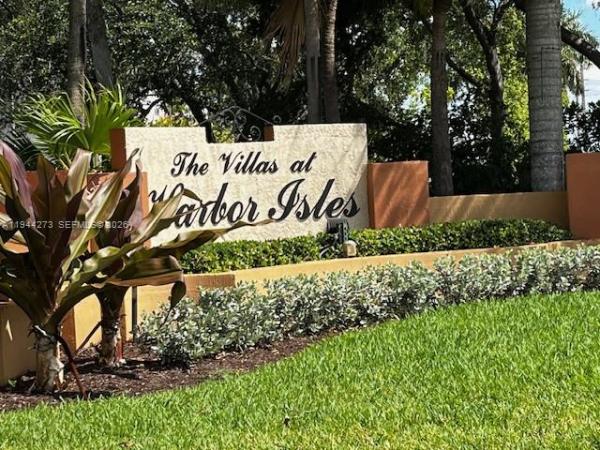 The Villas At Harbor Isles, 2308 Anchor Ct #2703, Dania Beach, Florida 33312, image 1