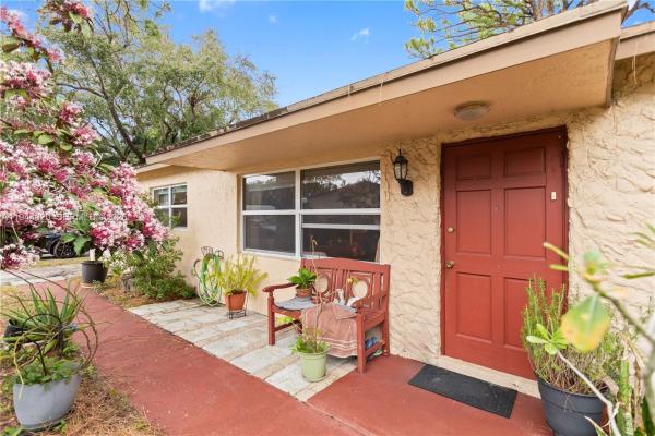 Natura, 412 SW Natura Ave, Deerfield Beach, Florida 33441, image 2