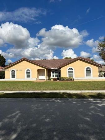Jacaranda Lakes, Plantation, Florida 33322, image 1