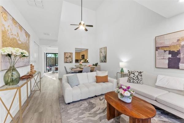 City View Townhomes, 311 City View Dr, Fort Lauderdale, Florida 33311, image 3