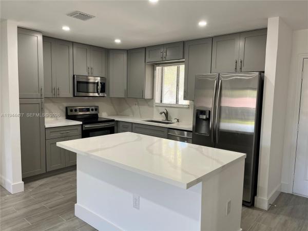 Rivers Edge At Oakwood, 9539 SW 1st Ct, Coral Springs, Florida 33071, image 1