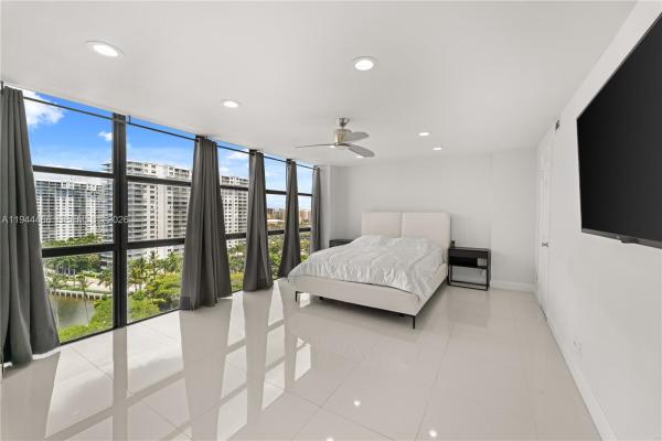 Tower At Biscayne Cove, 18181 NE 31st Ct #1401, Aventura, Florida 33160, image 3