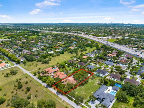 Kendale Lakes No HOA, 7761 SW 122nd Ave, Kendale Lakes, Florida 33183, image 2