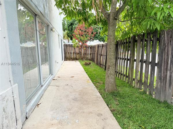 Catalina, 9861 SW 222nd Ter, Cutler Bay, Florida 33190, image 3