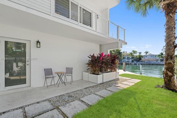 Park View Island, 7286 Gary Ave, Miami Beach, Florida 33141, image 3