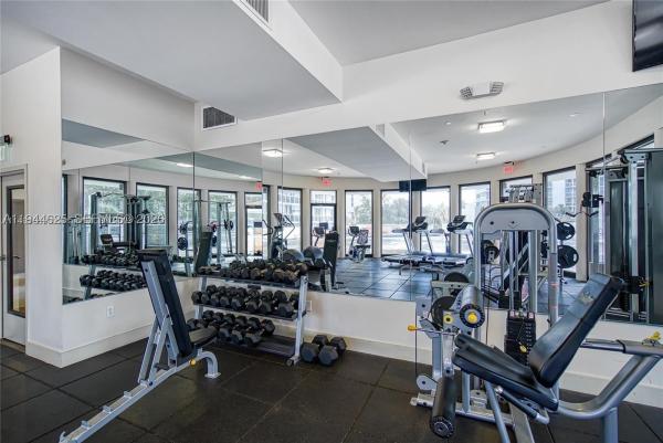 Waterview 1, 20505 E Country Club Dr #231, Aventura, Florida 33180, image 2