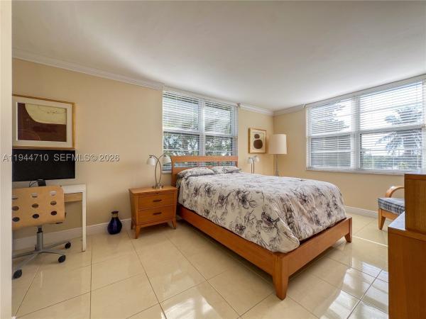 Hollybrook Golf & Tennis Club, 8900 Washington Blvd #401A, Pembroke Pines, Florida 33025, image 3