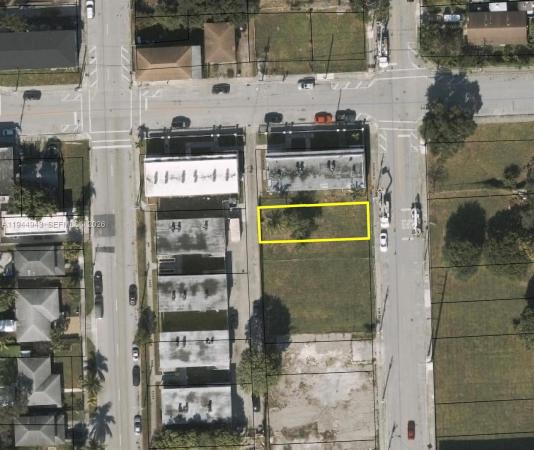 Waddells, 1646 NW 1st Pl, Miami, Florida 33136, image 1