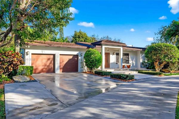 Farmers Acres, 13945 Cartee Rd, Palmetto Bay, Florida 33158, image 1