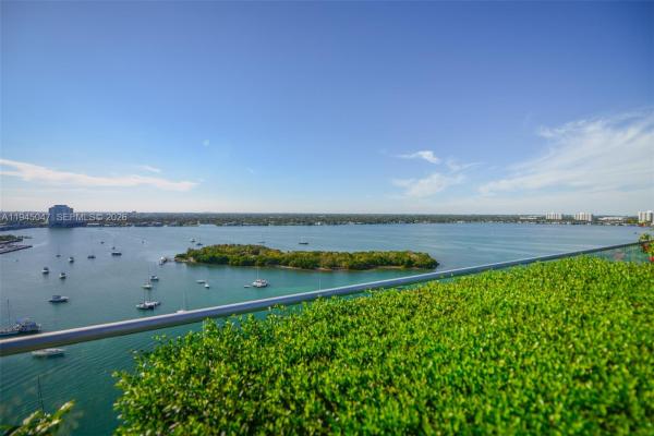 Space 01, 7934 West Dr #1402, North Bay Village, Florida 33141, image 1