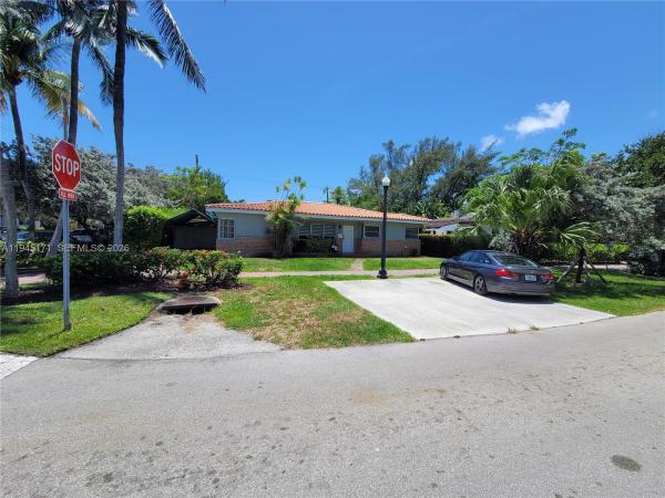 Isle Of Normandy Ocean Side & Trouville, 1300 Marseille Dr, Miami Beach, Florida 33141, image 1
