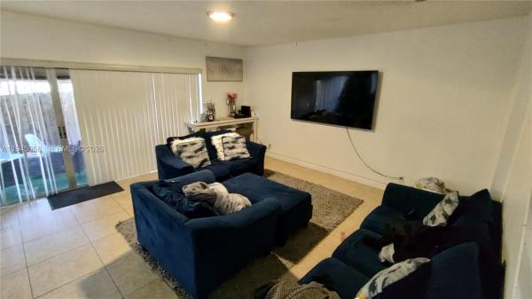Townhouses At Jacaranda, 8199 NW 8th Mnr #1, Plantation, Florida 33324, image 2