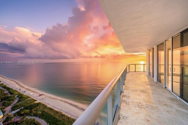 Akoya, 6365 Collins Ave #2901, Miami Beach, Florida 33141, image 1