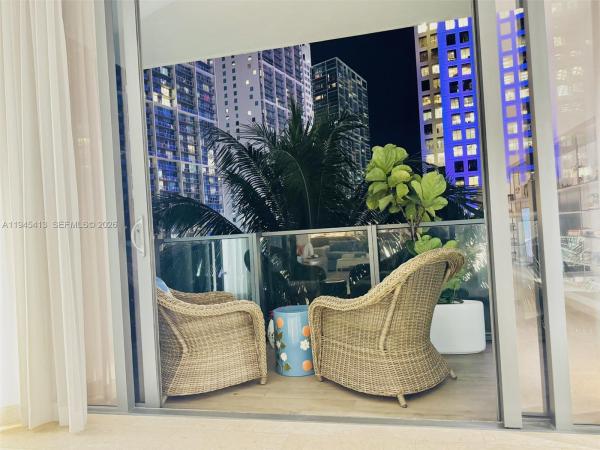 Reach Brickell City Centre, 68 SE 6th St #903, Miami, Florida 33131, image 2