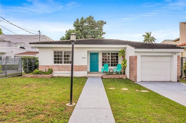 Grapeland Park, 2560 SW 19th Ter, Miami, Florida 33145, image 2