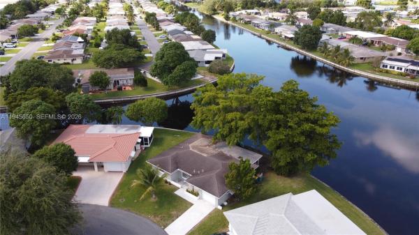 Mainlands Of Tamarac Lakes, 5805 NW 72nd Ave, Tamarac, Florida 33321, image 1