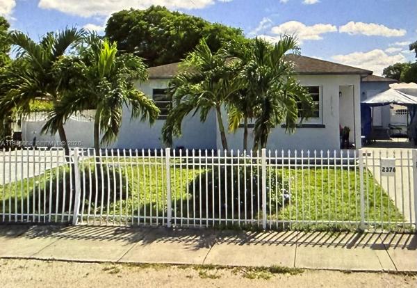2376 NW 104th St, Unincorporated Dade County, Florida 33147, image 1