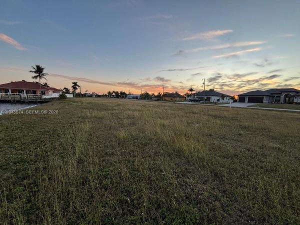 1213 NW 39th Ave, Cape Coral, Florida 33993, image 2