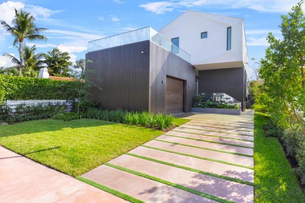 Lake View, 536 W 51st St, Miami Beach, Florida 33140, image 2