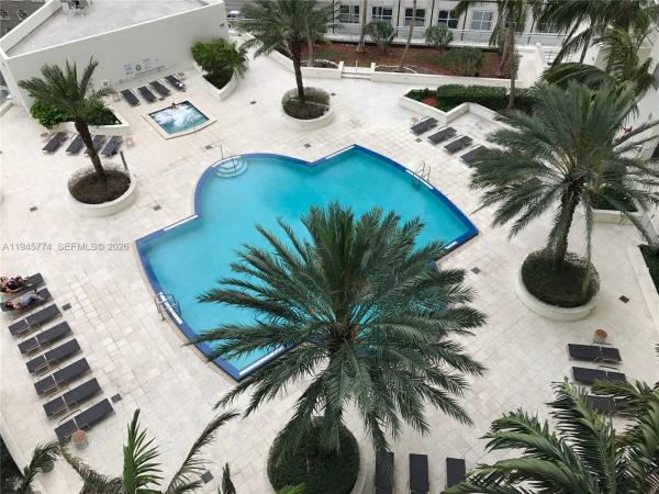 Met 1, 300 S Biscayne Blvd #T-1803, Miami, Florida 33131, image 1