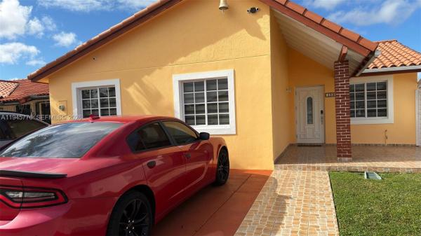 1530 SW 138th Ave, Unincorporated Dade County, Florida 33184, image 1