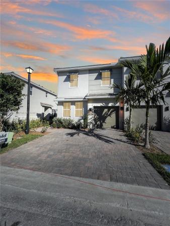 Merrick Square, 165 SW 170th Ave, Pembroke Pines, Florida 33027, image 1