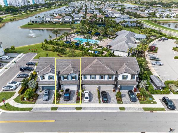 Oak Tree, 4409 Appleton Cir W, Oakland Park, Florida 33309, image 1