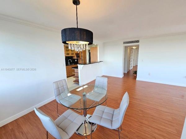 1300 NE Miami Gardens Dr #706E, Unincorporated Dade County, Florida 33179, image 1