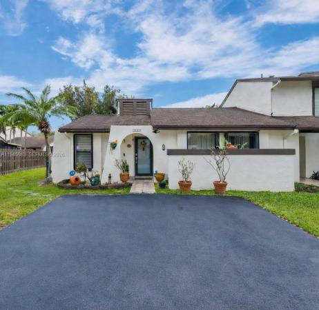 12736 SW 68th Ln, Unincorporated Dade County, Florida 33183, image 1