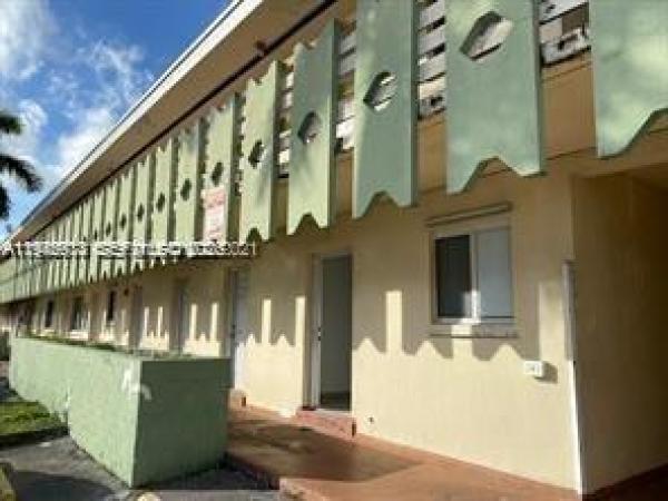 Olas Azules, 941 NE 169th St #216, North Miami Beach, Florida 33162, image 1