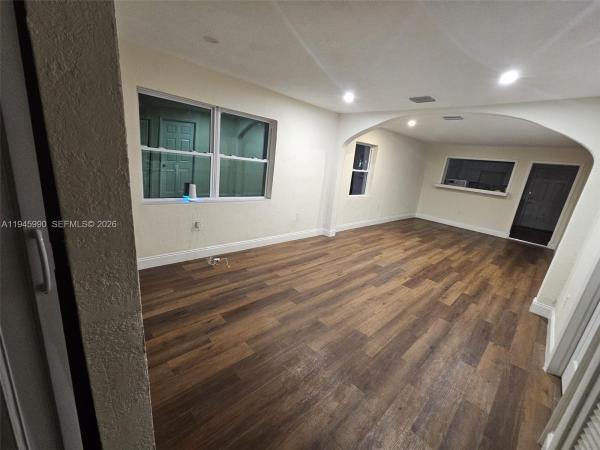 1717 NW 69th St, Unincorporated Dade County, Florida 33147, image 1