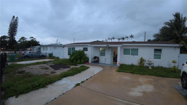 Pine Tree Park, 3111 NW 166th St, Miami Gardens, Florida 33054, image 1