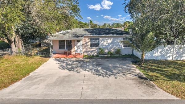 Padgett Park, 709 SW 7th Ave, Hallandale Beach, Florida 33009, image 1