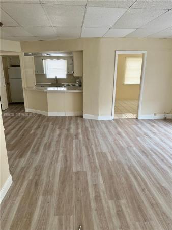 Bay Harbor Islands Residential, 9390 E Bay Harbor Dr #10, Bay Harbor Islands, Florida 33154, image 1