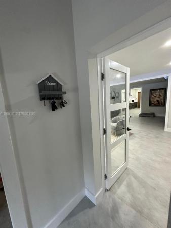Glenroyal, 91 Glen Royal Pkwy, Miami, Florida 33125, image 2