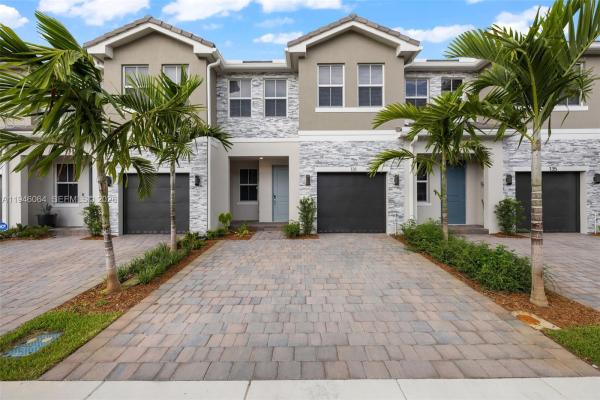 Merrick Square, 131 SW 171st Ln, Pembroke Pines, Florida 33027, image 1