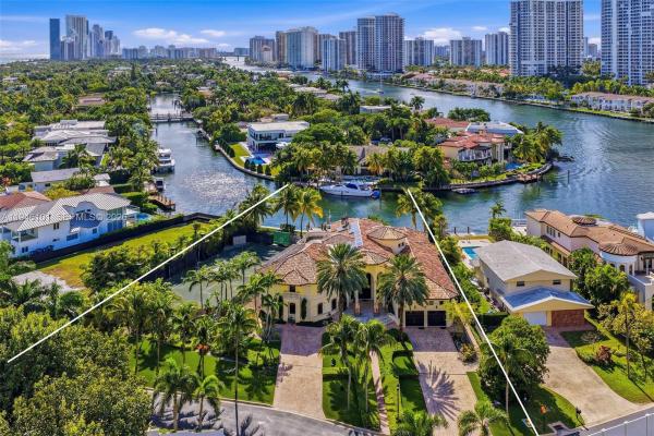 Golden Beach, 680 Golden Beach Dr, Golden Beach, Florida 33160, image 1