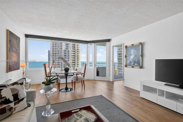 South Pointe Towers, 400 S Pointe Dr #1608, Miami Beach, Florida 33139, image 2
