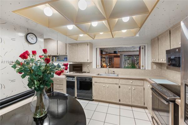 Cypress Cove Estates, 8115 SW 92nd Ct, Sunset, Florida 33173, image 3