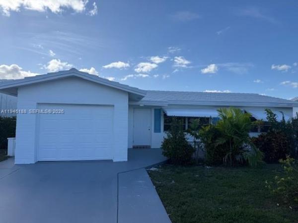 Palm Beach Leisureville, 1832 SW 17th St, Boynton Beach, Florida 33426, image 1
