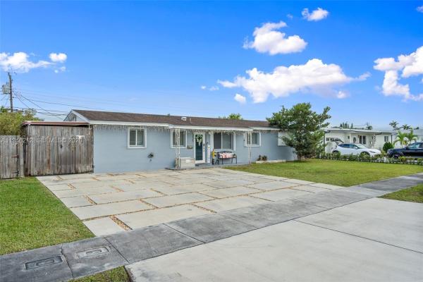 Camner Terrace, 4335 SW 98th Ct, Olympia Heights, Florida 33165, image 2